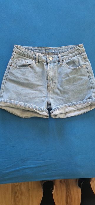 Дамски дънки, поли и къси панталони