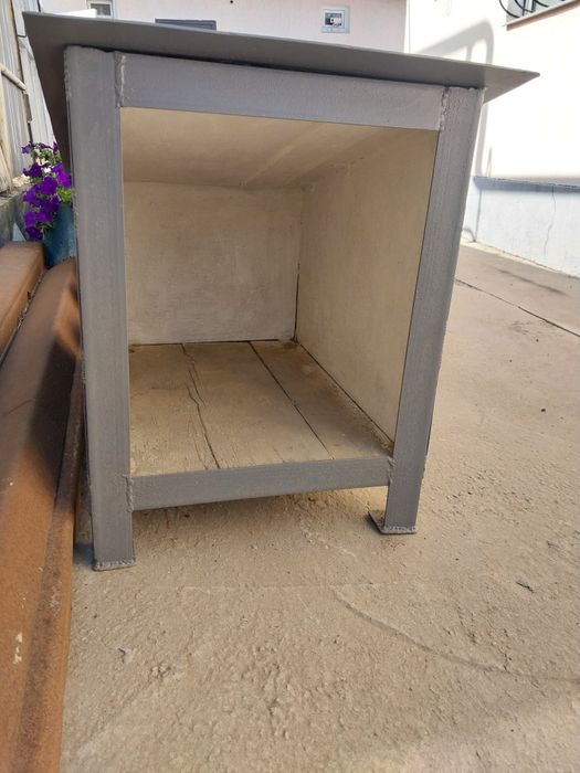 Домик для собак. Иттің ұясын сатамын.