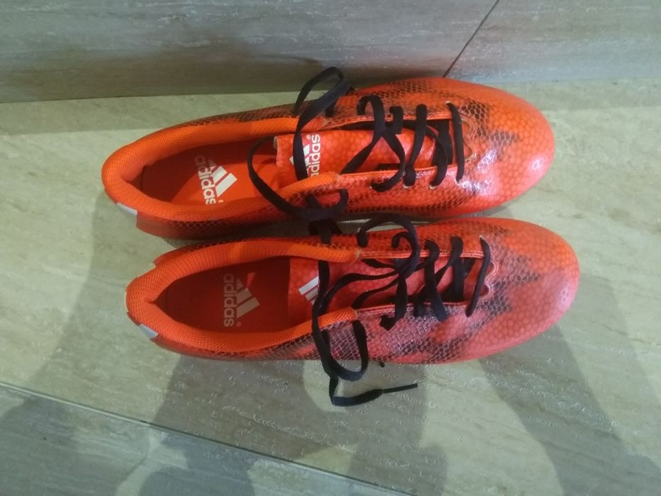 Бутонки adidas Performance Men's F5 Firm-Ground