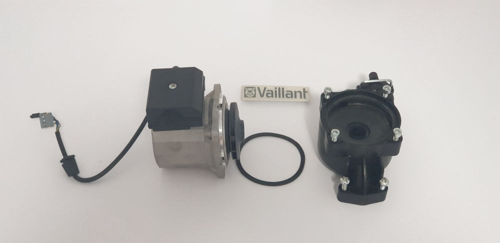 Pompa Wilo complecta centrala Vaillant VU INT 282/2-5 R3