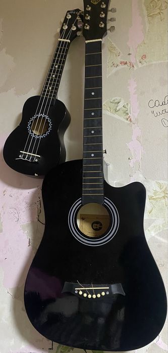 Продам две гитары срочно