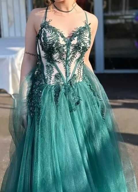 Продавам елегантна/бална рокля – обличана само веднъж