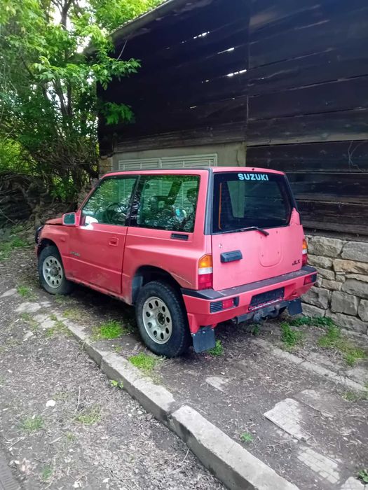 Suzuki Vitara на части
