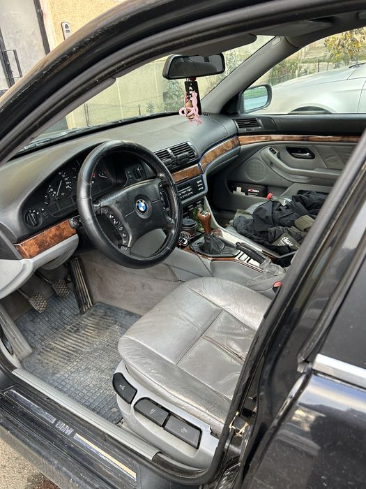 BMW Seria 5 E39 520d – pentru piese / proiect