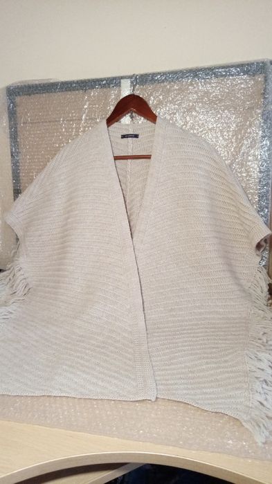 Пончо теплое вязанное. Оверсайз.