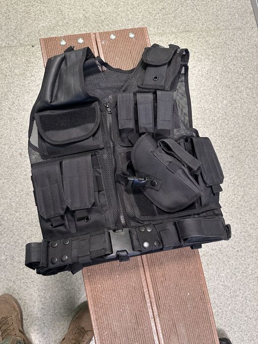 Тактическа жилетка