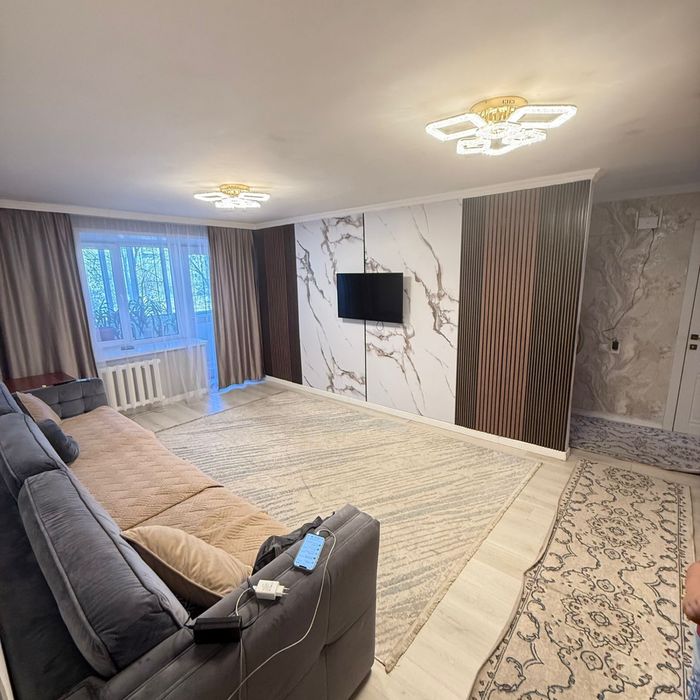 Продам ковер в хорошем состояний