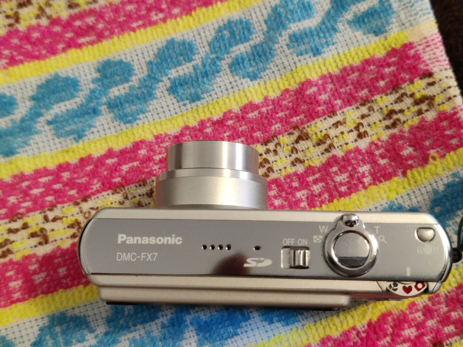 Panasonic LUMIX DMC fx7