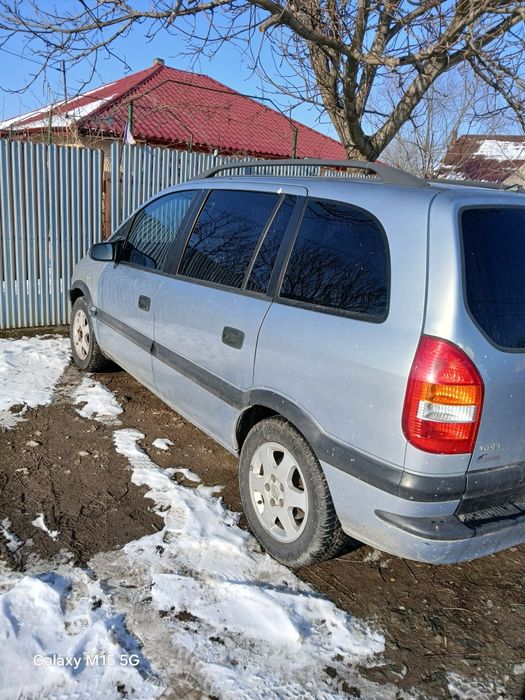 Opel zafira An 2002 7 locuri  benzină