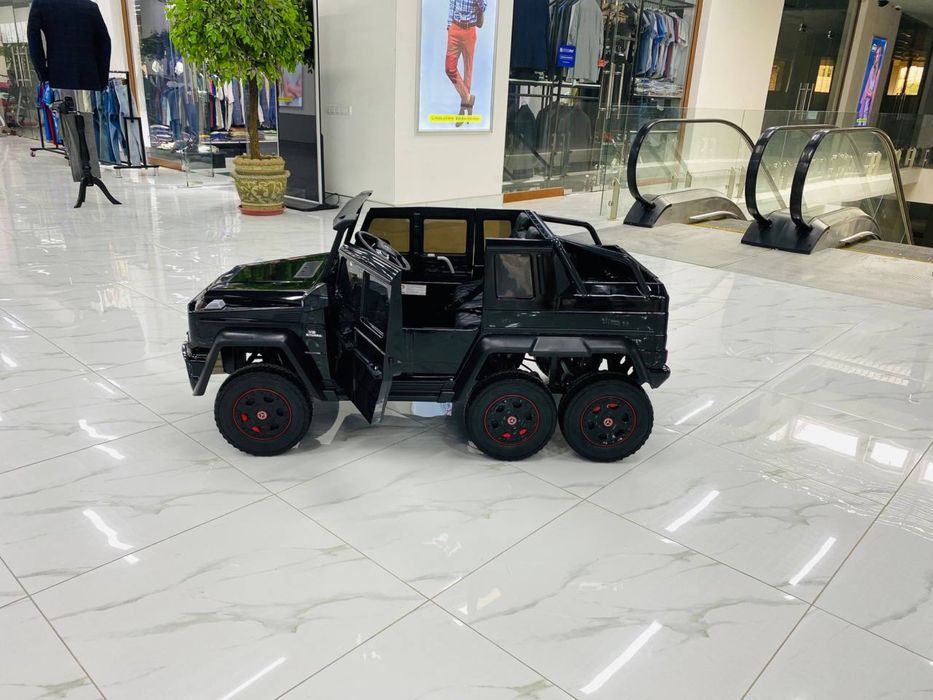 Детский электромобиль