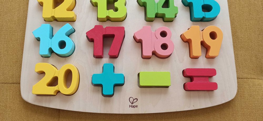 Hape - дървени цифри