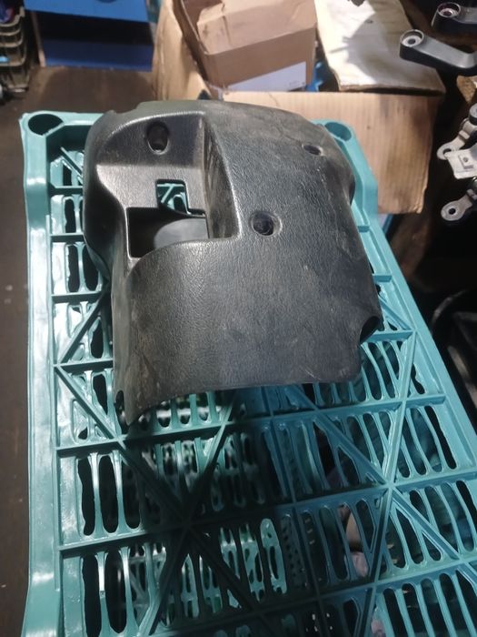 Кожух на руль Тоета Карина Е