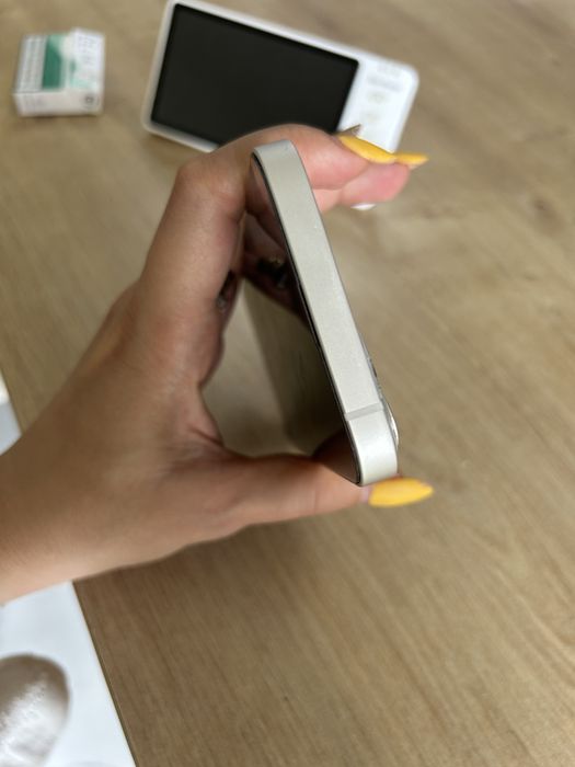 Iphone 13 ca nou