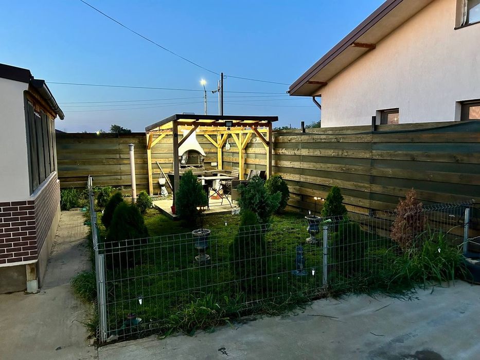 Proprietar Vand casa 2021, 4 camere, 2 bai, 300 mp teren