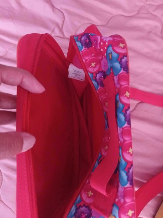 Чанта Мини Маус, очила, 3D пантофи с подвижни уши и обувките на Елза