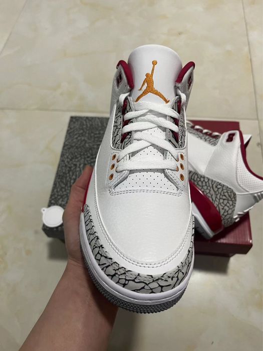 Air Jordan 3 Retro "Cardinal Red"