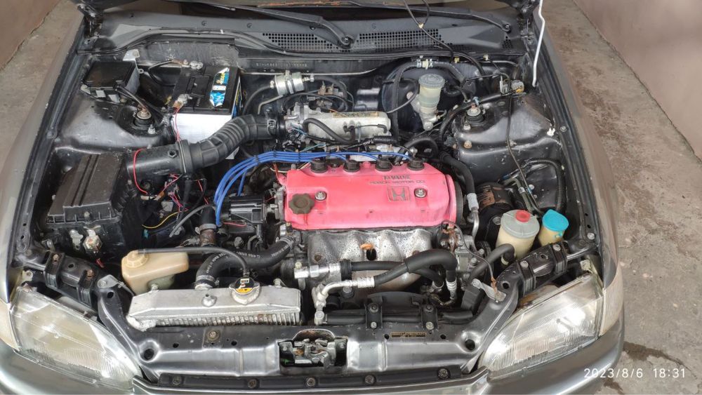 Honda mator sotiladi d15b2 avtomat karobkasi bilan