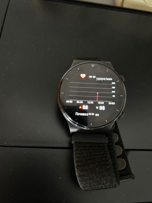 Продава се Часовник HUAWEI !