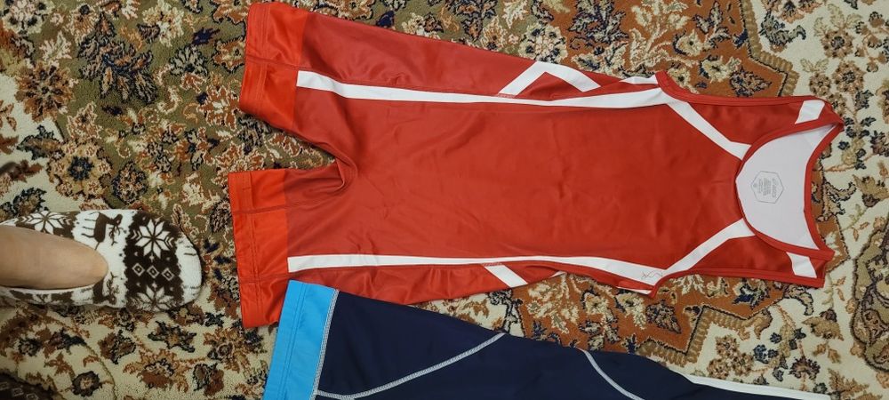 Продам борцовское  трико.