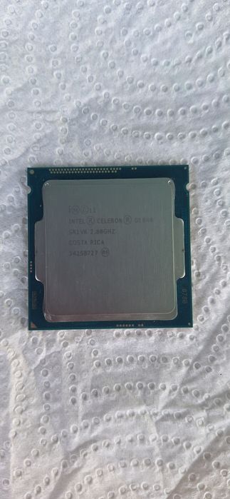Vand procesor intel 50 lei