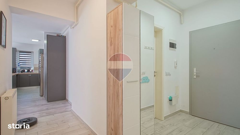 Apartament 3 camere Maurer Tractorul Balcon generos, Parcare și Boxă