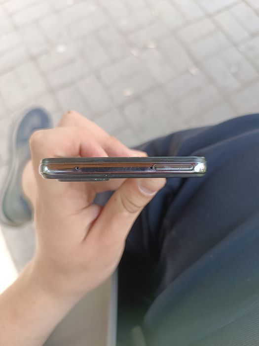 Самсунг Галакси а 72