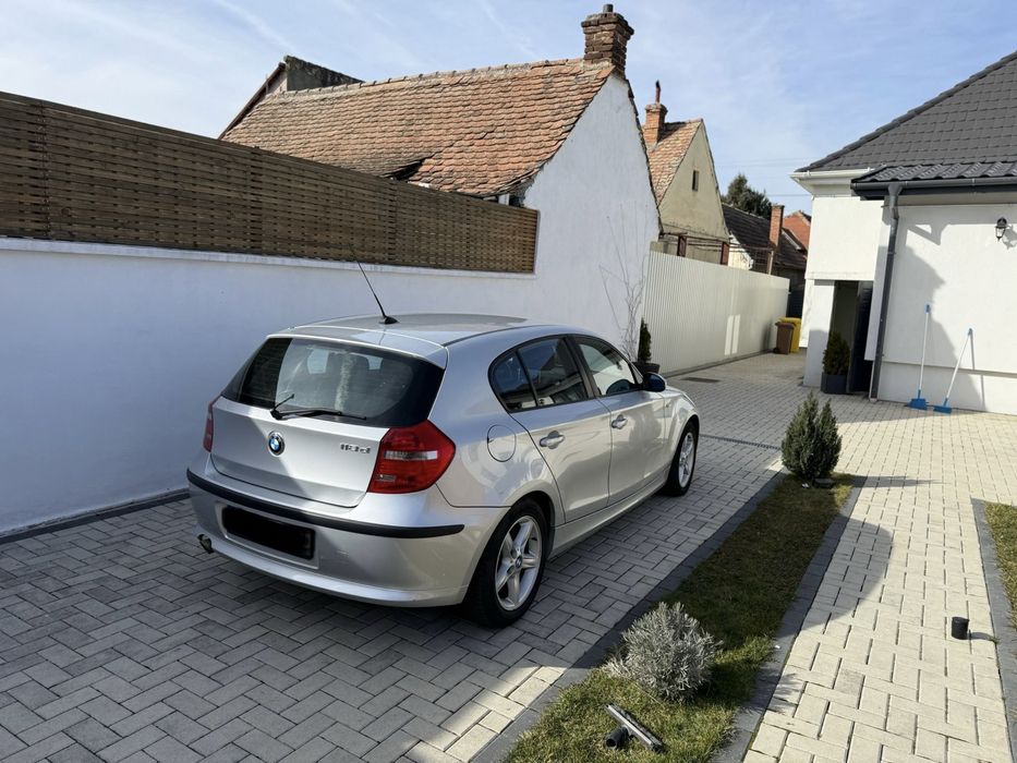 BMW 1 Series 2009 — imagine 3