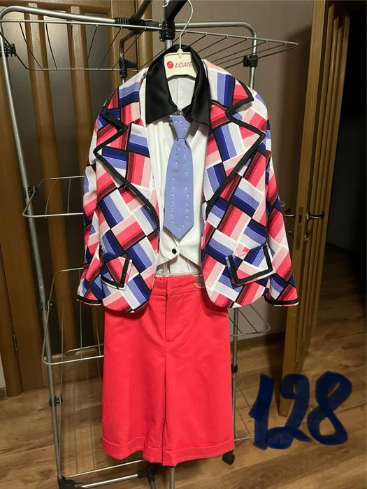 Костюмы девочковые на выступление