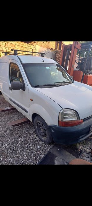 Продавам Рено канго 1.9д на части