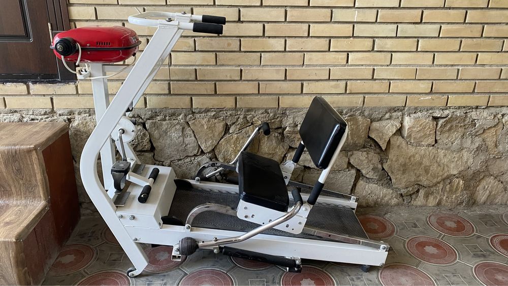 Тренажер сотилади.