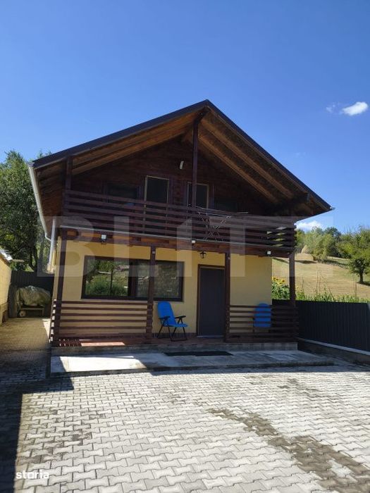 Casa de vanzare – 4 camere, compartimentare moderna
