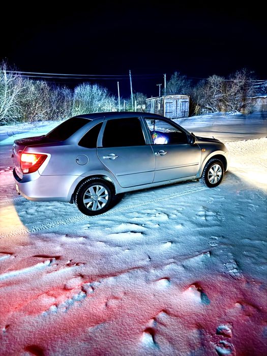 Продам лада гранта 2012 года