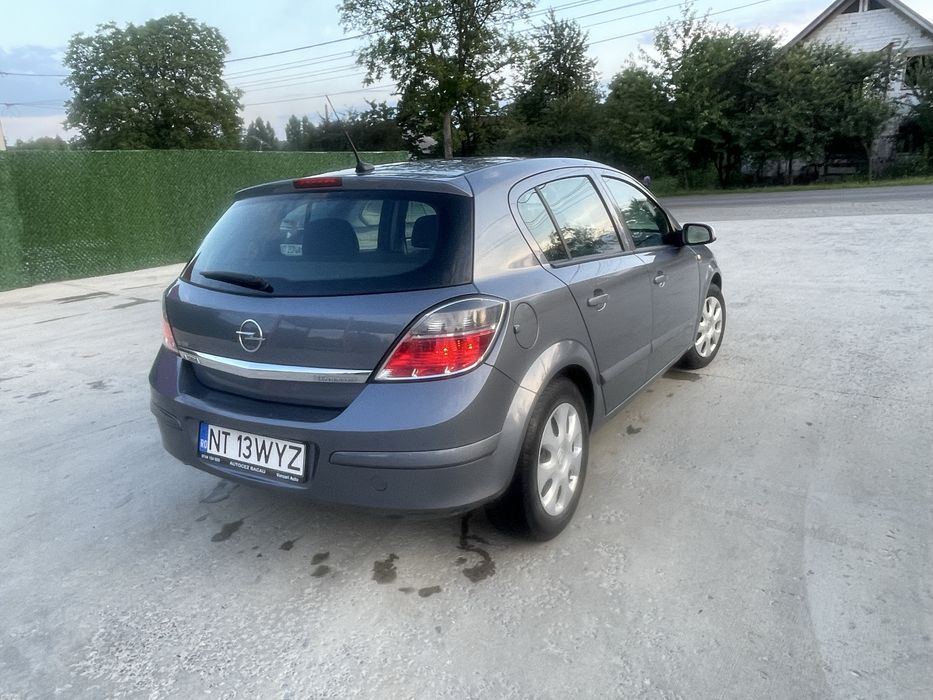 Opel astea h semiautomată