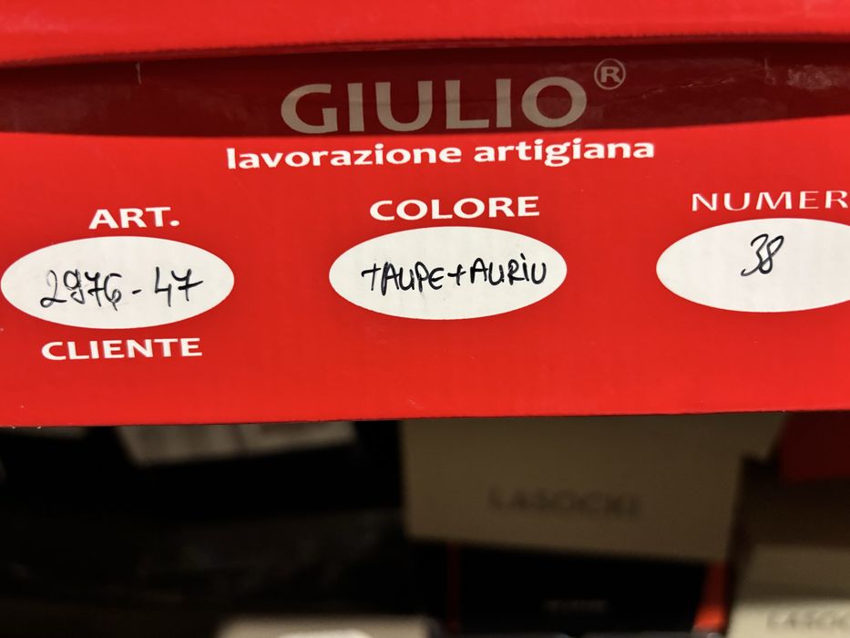 Pantofi damă GIULIO, mărimea 38, Taupe/Auriu – Piele naturală, stare foarte bună
