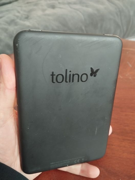 Tolino vision 4 и kindle 4