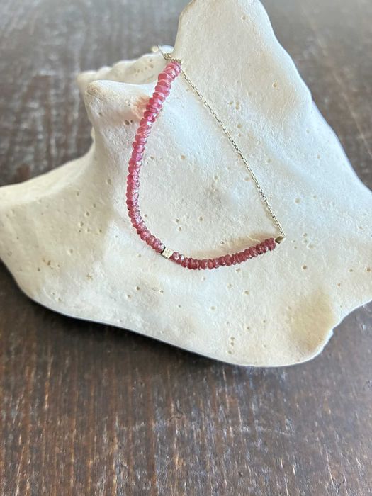 Колие с фасетиран рубин и колие с фасетиран турмалин