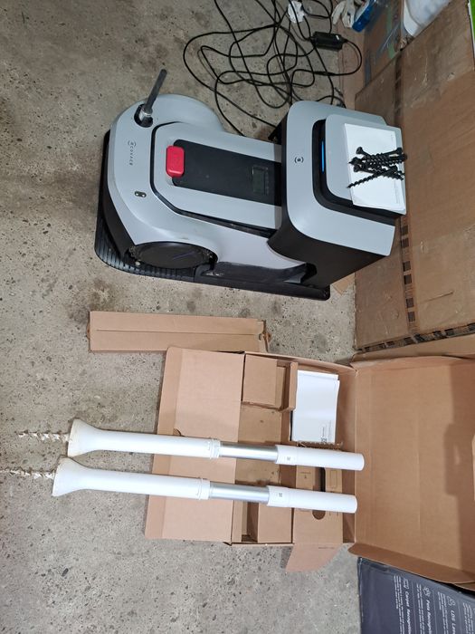 Robot de tuns iarba Ecovast