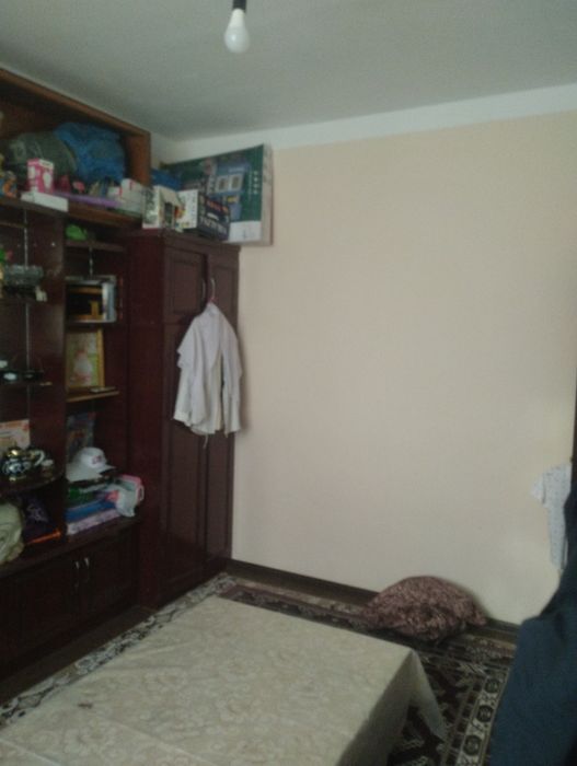 Uy 3 xonali 3 etajda joylashgan