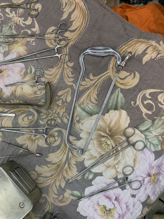 Медицинские инструменты разные