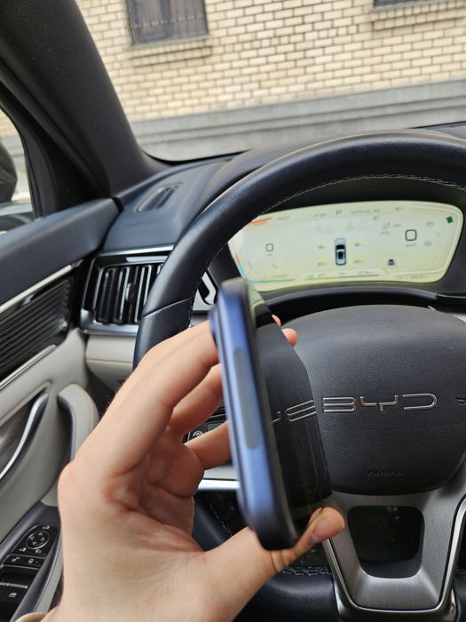 Iphone 17 pro max 256 GB Deep Blue, e sim в новом состояние. 2 imei