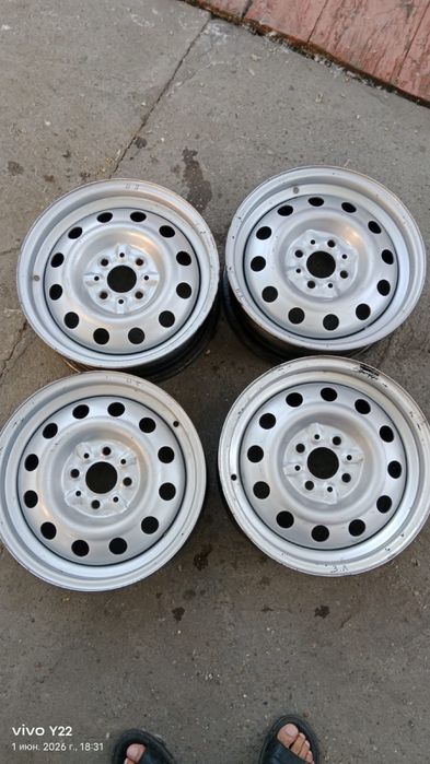 Продам диски на R14