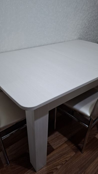 Стол раздвижной "Olivia"