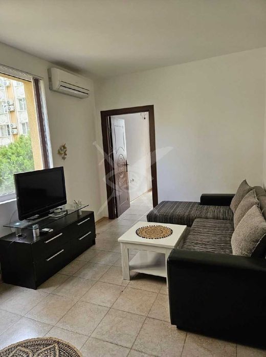 Двустаен апартамент в Слънчев Бряг 75590