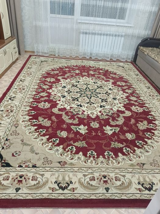 Продам ковер шерстяной 4 на 5