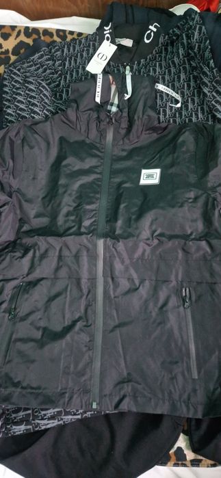 Jachete diferite modele si marimi