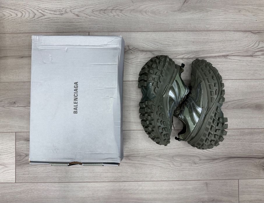 Balenciaga defender army green marimea 42