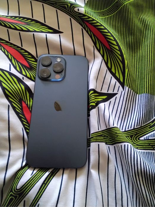 iPhone 15 Pro Max 256GB – Stare Foarte Bună, 88% Battery