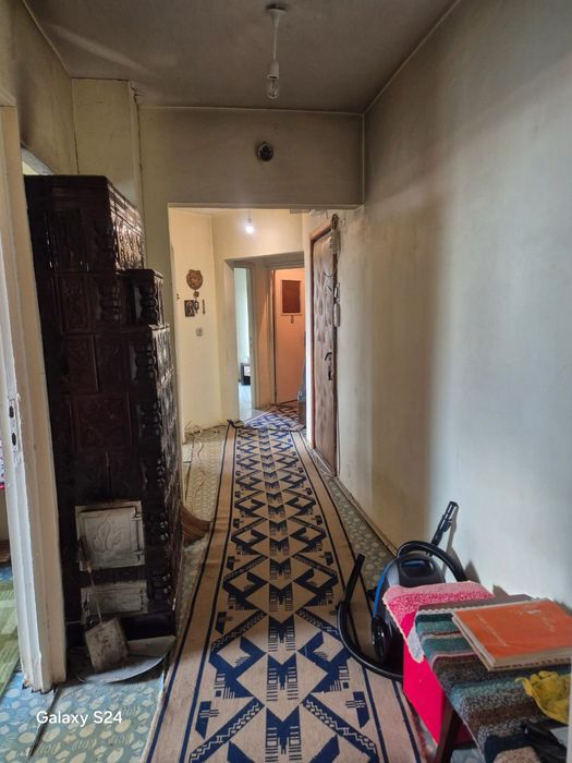 Apartament in bloc R5 etaj 2 Alesd 4 camere