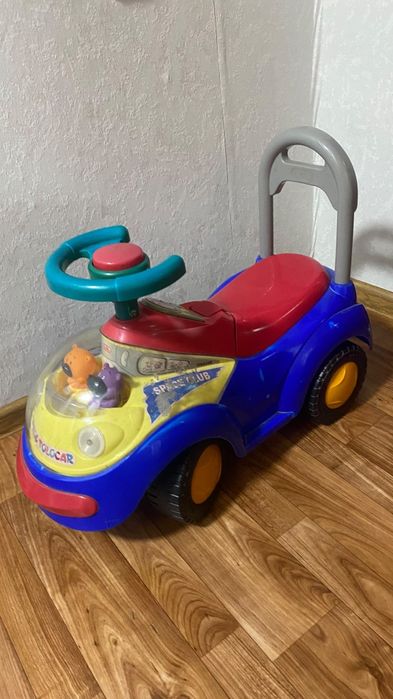 Продам детский стол елка машинка в подарок