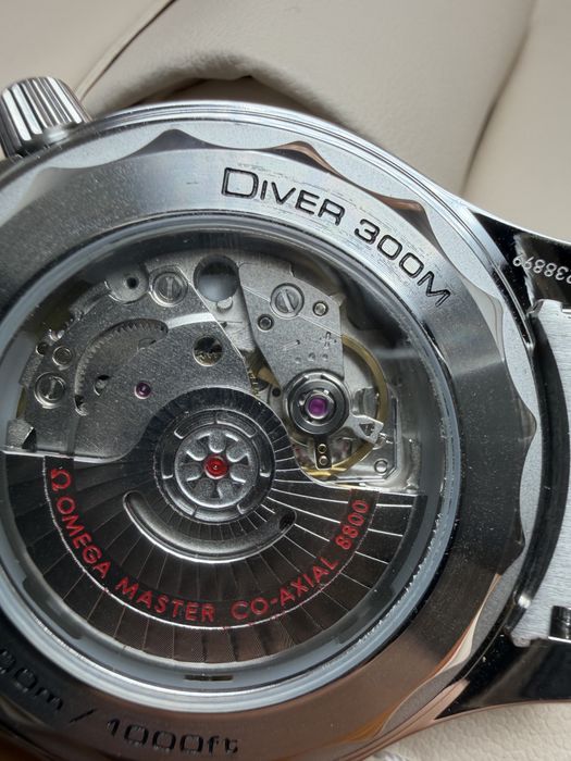Часовник Omega Seamaster